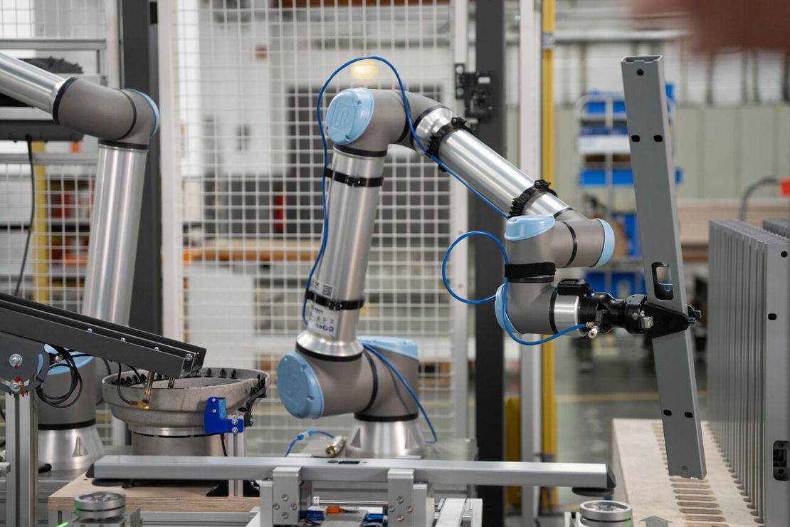 Ur10e fra Universal Robots WE Casestory Steelcase