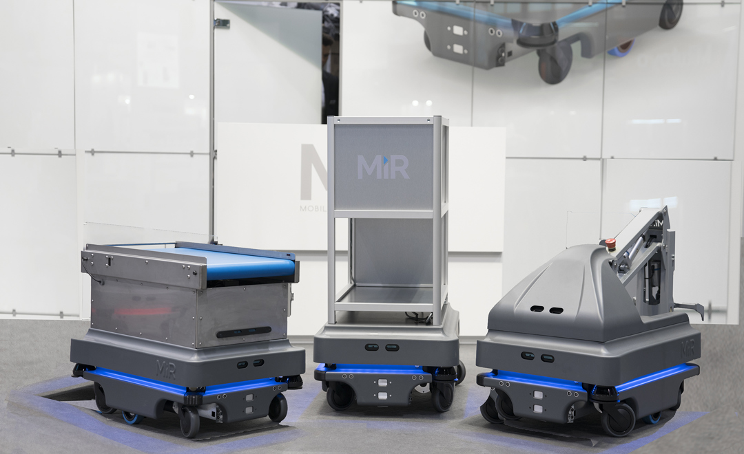 Udvalg af autonome mobile robotter fra MiR, der kan bruges i alt fra fremstilling til logistik til sundhedspleje