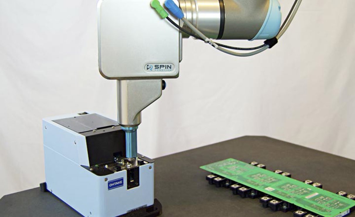 SD35 – Alt-i-én skrueløsning. Tilbehør til Universal Robots