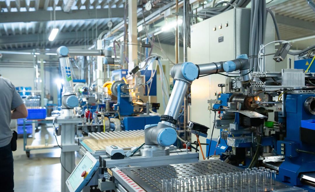 Robotarme fra Universal Robots til fleksible automationsløsninger