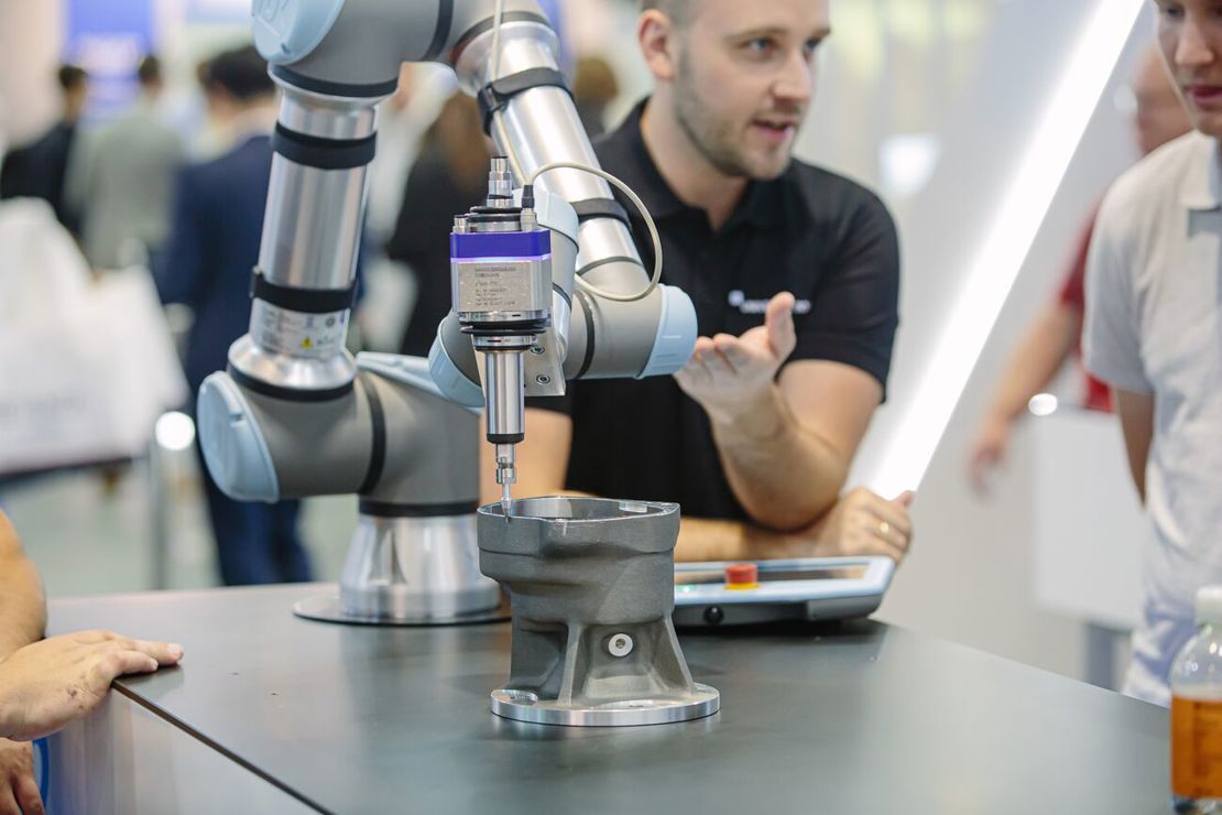 Cobot Demo af Ur5e på Motek Tradeshow 