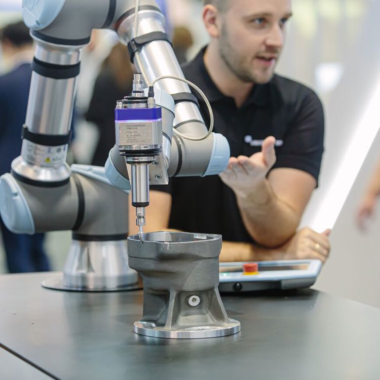 Cobot Demo af Ur5e på Motek Tradeshow 