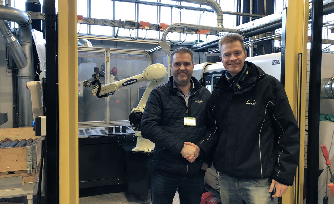 Claus Stab Nielsen, Head of Factory, MAN Energy Solutions og Lars Rasmussen, Head of Robotics, BILA